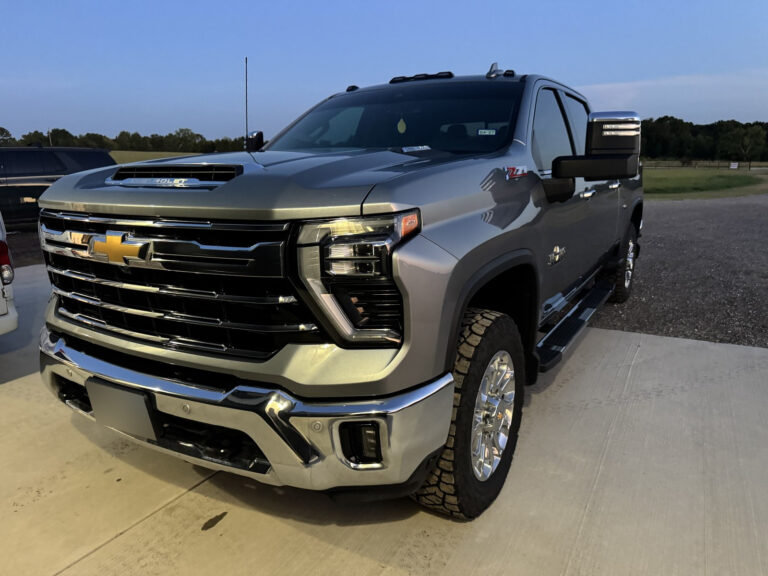 Chevrolet Silverado HD exterior after detailing