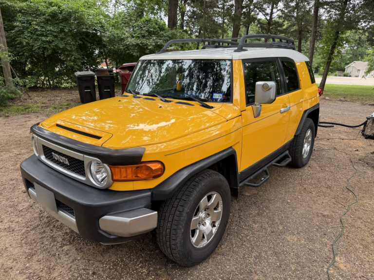 Toyota FJ Cruiser exterior after detailing