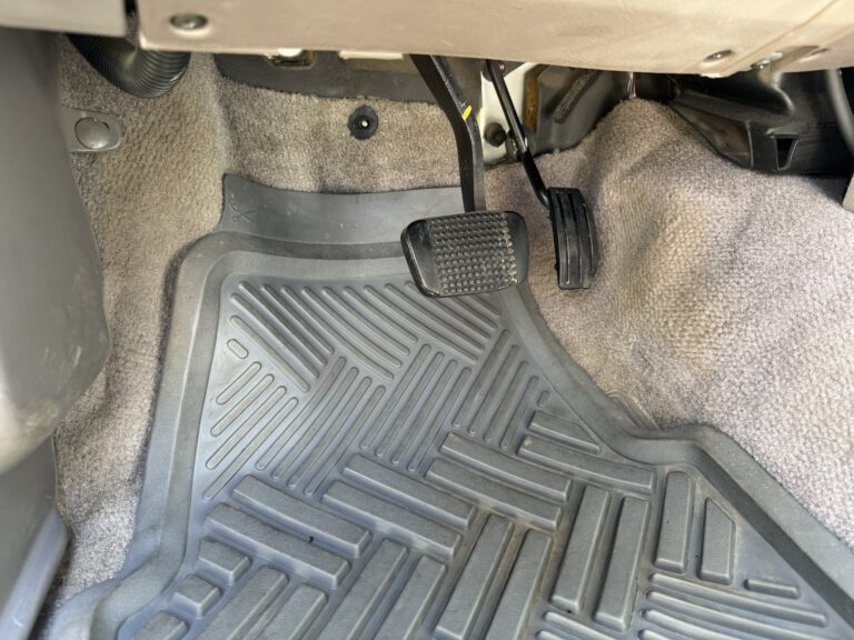 Isuzu Rodeo driver footwell after detailing